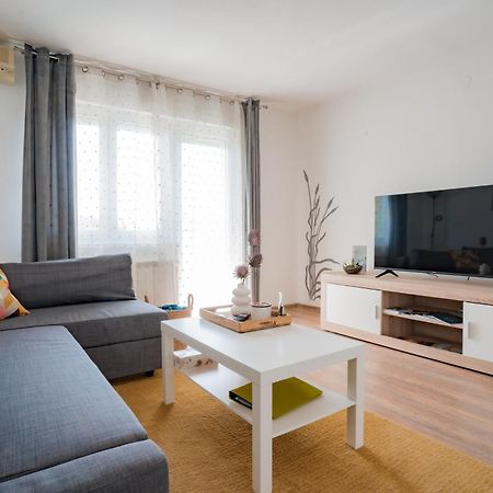 Apartman Sanda Вуковар Екстер'єр фото